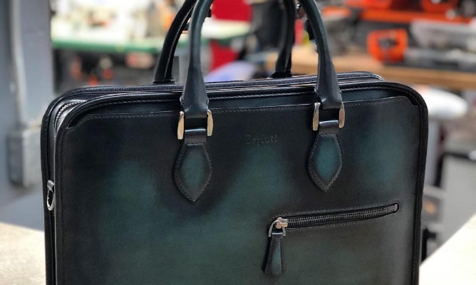 LEATHER SPA - All kinds of bags at the spa. 👜🎒#hermes #ysl #chanel  #louisvuitton #leatherspa #nyc #luxury #shoes #shoecare #handbagcare  #leathercare #leatherjackets #theartofshoerepair #theartofleathercare